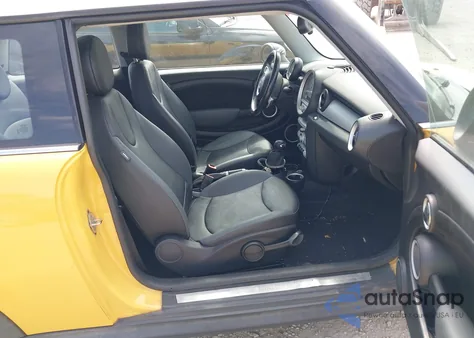 2007 Mini Cooper z USA, uszkodzony, nr VIN WMWMF33597TT50354